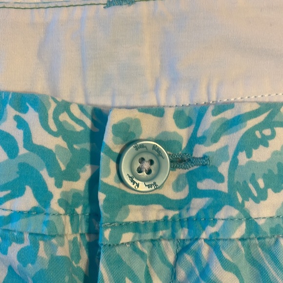 Lilly Pulitzer Callahan shorts - Picture 5 of 5